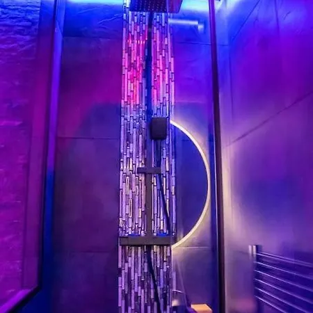 Ferienwohnung Blue Night - Jacuzzi - Bord De Seine Corbeil-Essonnes Exterior foto