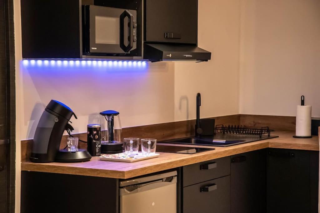Appartement Blue Night - Jacuzzi - Bord De Seine Corbeil-Essonnes